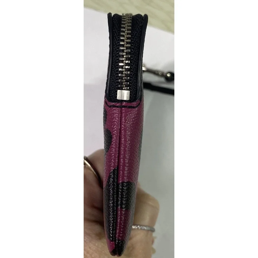 Coach Womens Cranberry Pink&Black Leopard Print Wristlet Wallet Cheetah 4x6" EUC - Picture 8 of 11